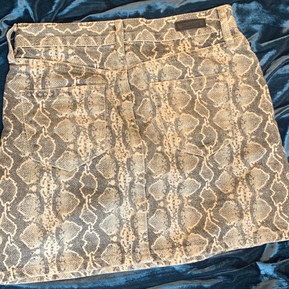 BLANK NYC The Jane in Snake Along Skirt - Picture 4 of 4